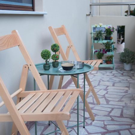 Comfy & Modern Apartment In The Heart Of Heraklion Kültér fotó