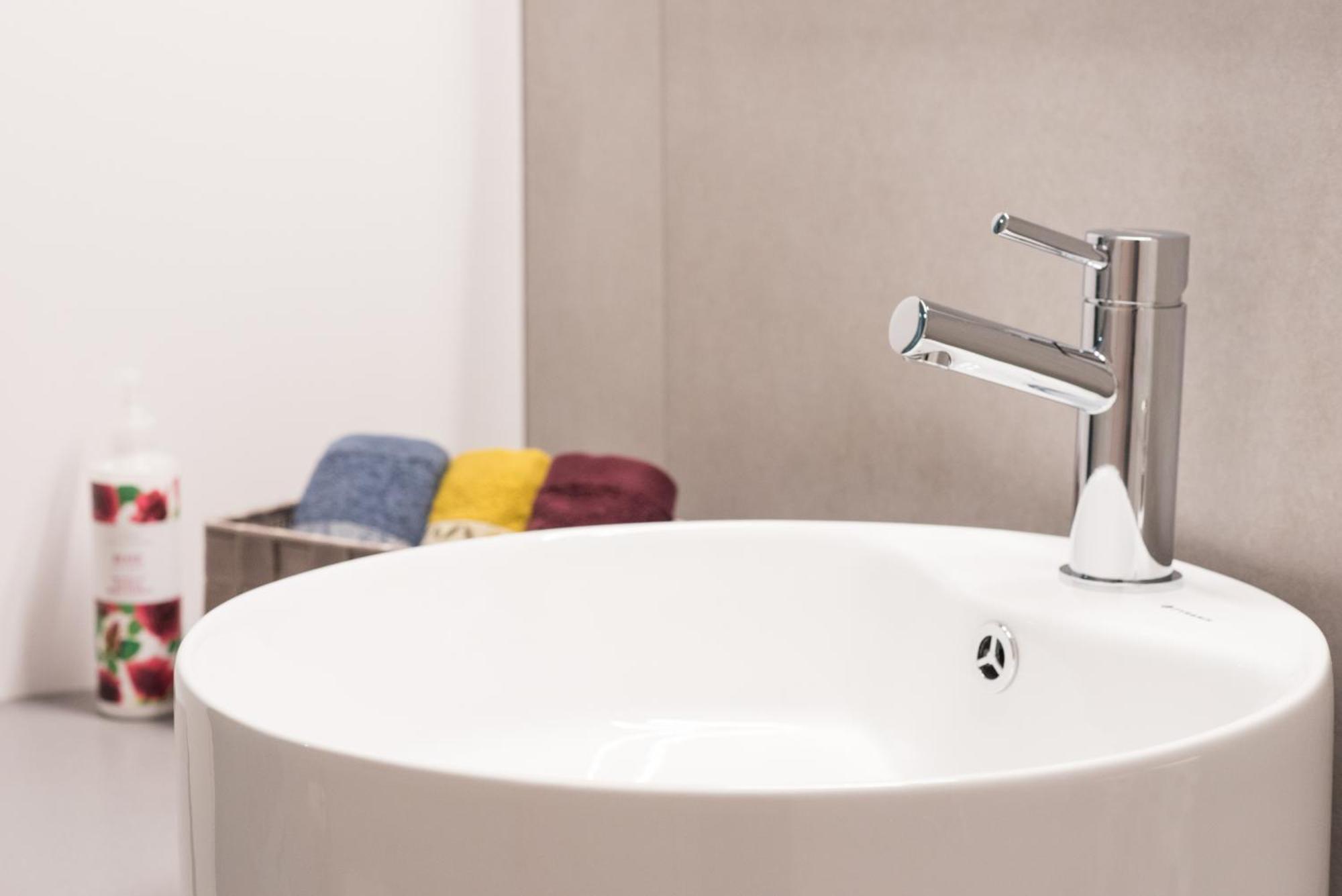 Comfy & Modern Apartment In The Heart Of Heraklion Kültér fotó