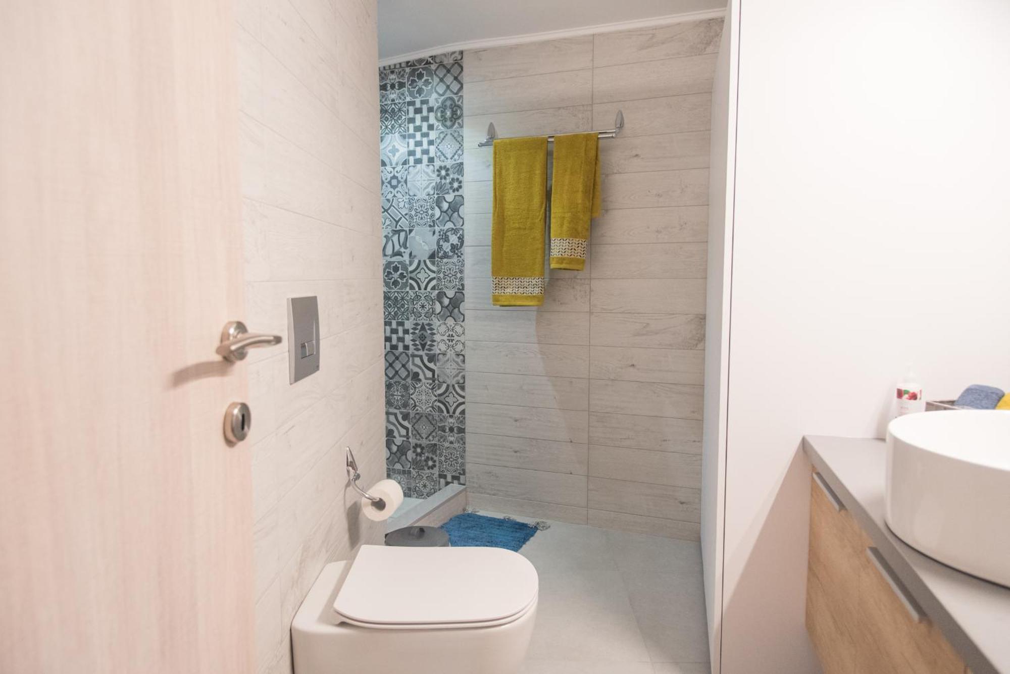 Comfy & Modern Apartment In The Heart Of Heraklion Kültér fotó